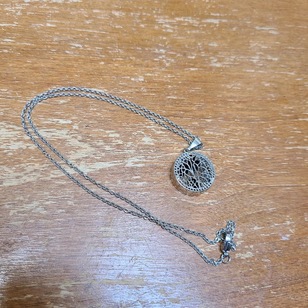 Silver Tree of Life Nature Necklace - Picture 2 of 4